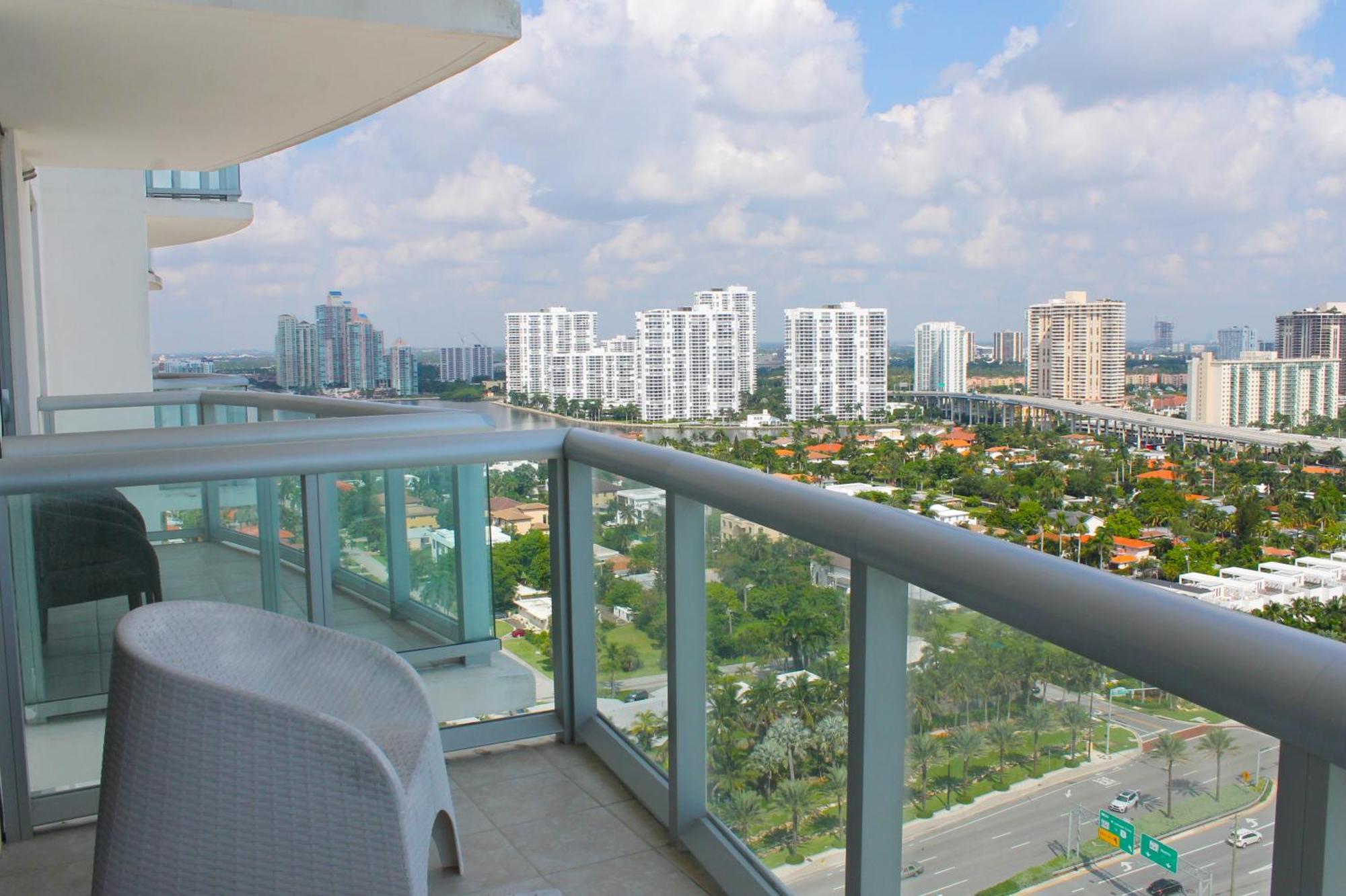 Marenas Beach Resort Sunny Isles Beach Extérieur photo