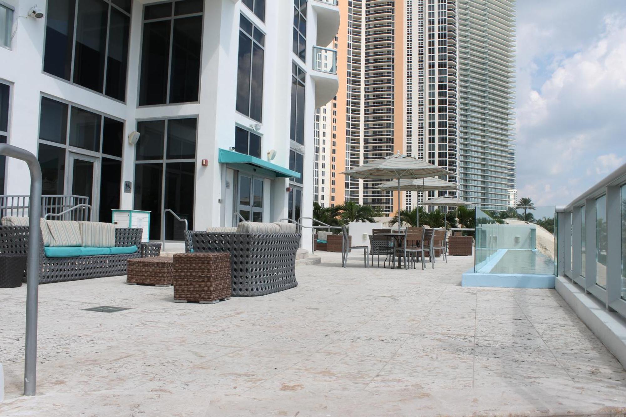 Marenas Beach Resort Sunny Isles Beach Extérieur photo